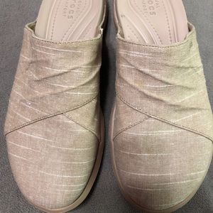 Crocs tan slip on mule type shoe